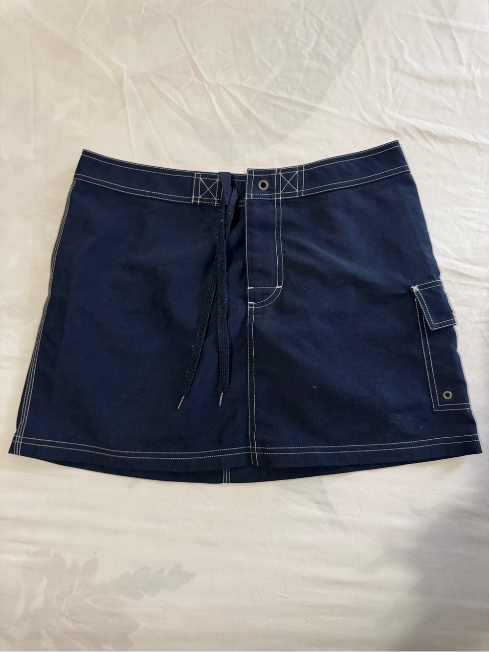 Vineyard Vines Navy Mini Skirt with White Contrast Stitching